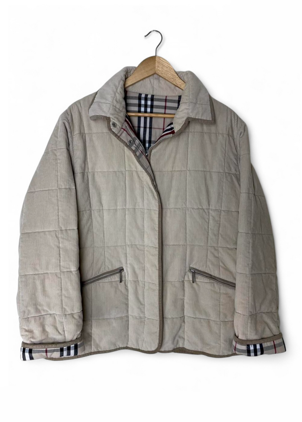 Burberry Quilted Jacket – Iconic Nova Check Lining - Vintage Versatile
